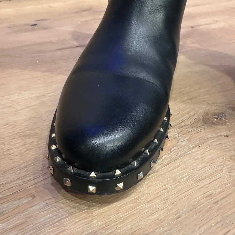 Valentino studded black leather boots - Picture 6 of 16